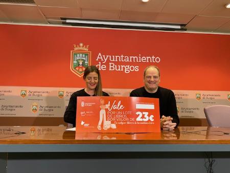 Imagen 30/10/2024.- El Ayuntamiento de Burgos y la Asociación Provincial de Libreros han firmado esta mañana un convenio para llevar a cabo...